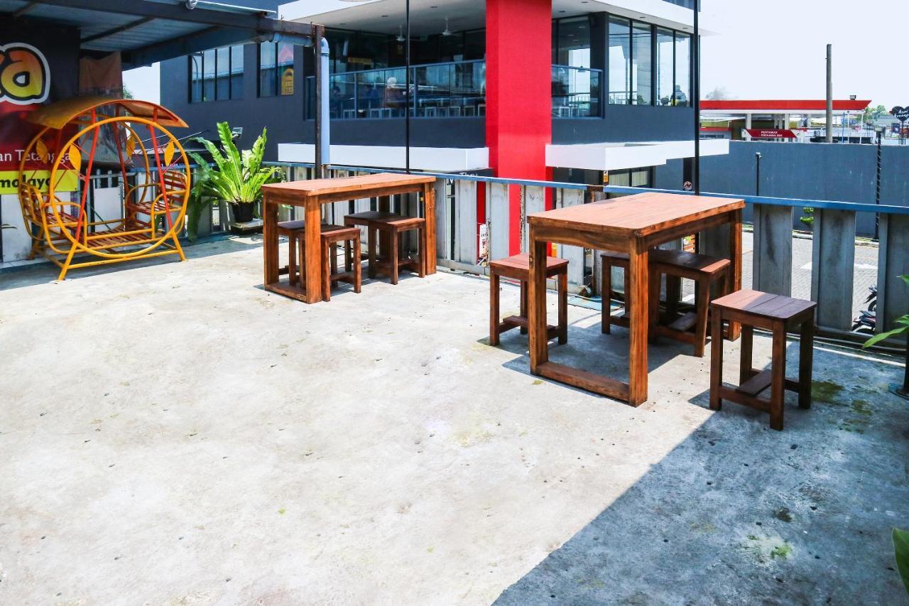 Spot On 91765 Kaiku Hotel Tasikmalaya